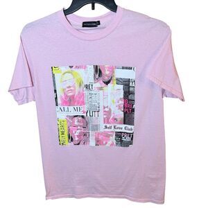 PrettyLittleThing Pink Collage Newsprint Graphic T-Shirt Size Small